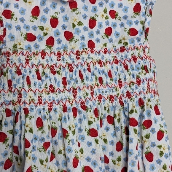 Laura Ashley Strawberry Smocked Dress 6x - Picture 3 of 5